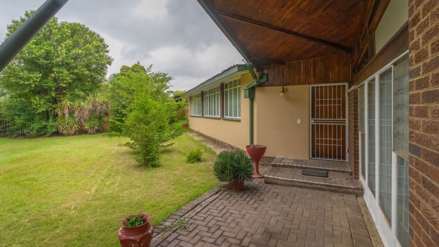 4 Bedroom Property for Sale in Wilgenhof Free State